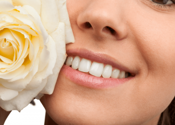 Sublimez son sourire avec l'Acide Hyaluronique